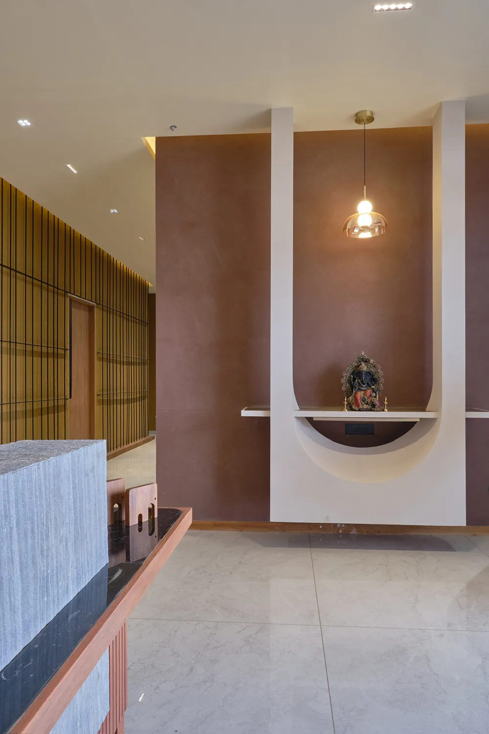 Reception detail
