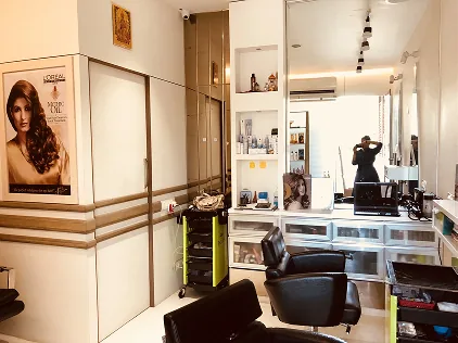 Reception and styling area